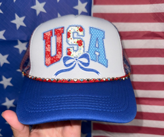 USA Stripes & Bows Hat (with hat chain)